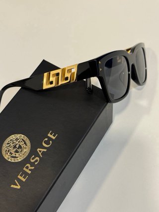 Occhiali da sole Versace VE 4421 Nero/Oro