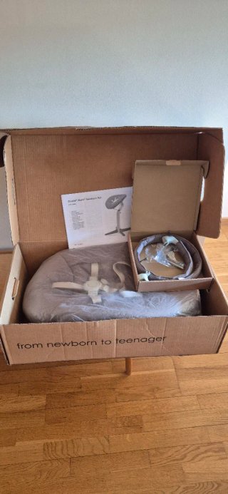 Set Hamaca Nomi Stokke para recién nacidos