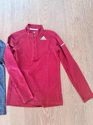 2 Felpe da corsa Under Armour e Adidas