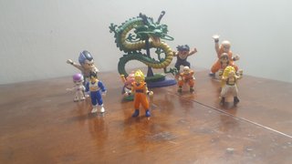 Set Personaggi Dragon Ball + Shenron