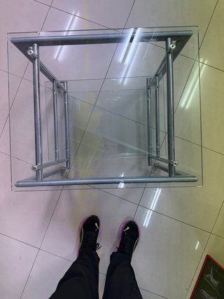 Mesita auxiliar cristal y acero