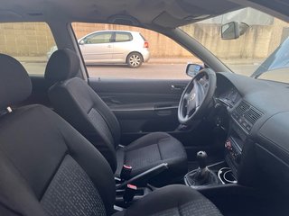 Volkswagen Golf 2001