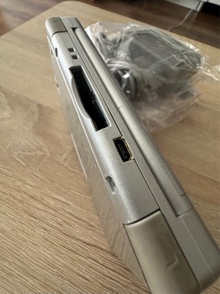 Nintendo DS Lite Argento + gioco