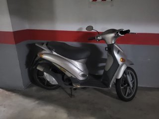 Moto Scooter Plata