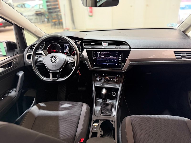 Volkswagen Touran 2.0 TDI Business & Navi DSG 2021, foto 15