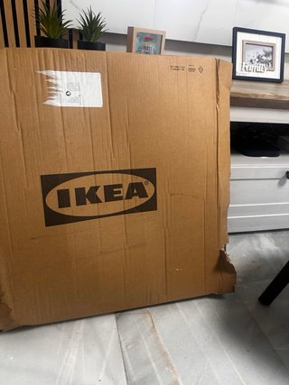 Mesa auxiliar madera diseño orgánico