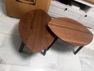 Mesa auxiliar madera diseño orgánico