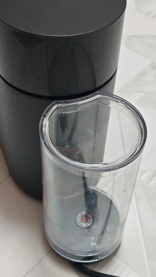 Cafetera Nespresso Vertuo Negra *leer descripción*