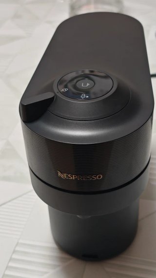 Cafetera Nespresso Vertuo Negra *leer descripción*