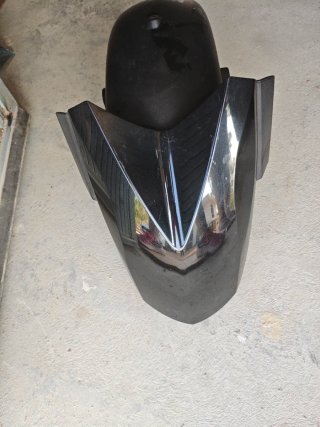Guardabarros delantero moto