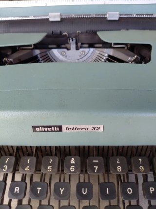 Olivetti Lettera 32 Máquina de Escribir Verde