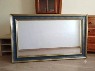 Espejo de pared elegante azul y dorado