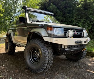 Mitsubishi Montero 1991