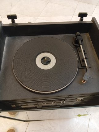 Tocadiscos Vintage Sentra Negro