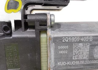 Motor elevalunas Seat 2323143 2Q1959405B Arona