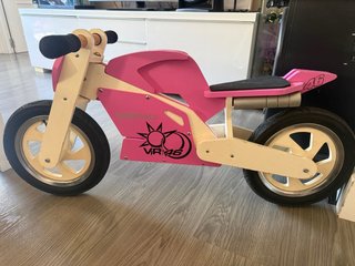 Moto de madera para niños VR46