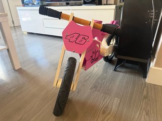 Moto de madera para niños VR46