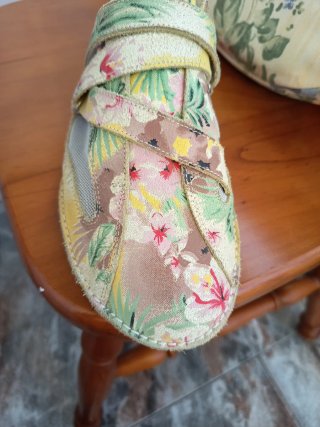 Zapatos Multicolor con Estampado Floral