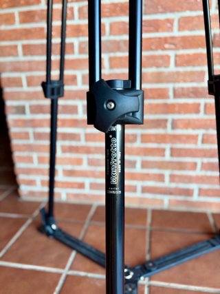 Trípode Manfrotto 520MVB + cabezal 501 + zapata