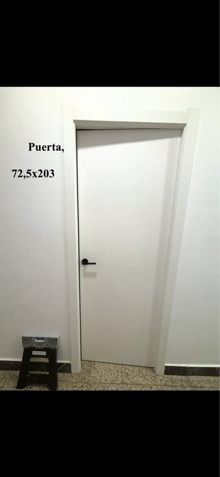 Puerta blanca 72,5x203
