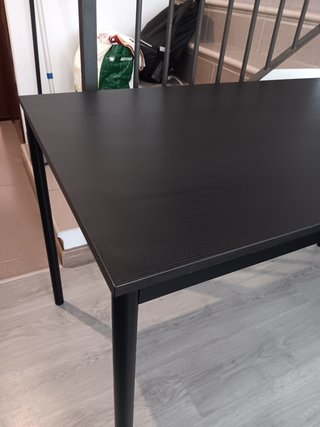 Mesa comedor fuerte