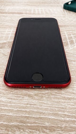 iPhone SE 2020 Rojo 64GB Bateria 99% 10 Fundas