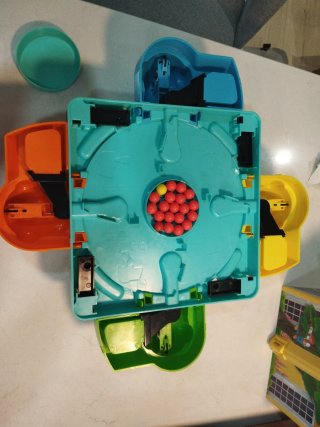Tragabolas Juego de Mesa