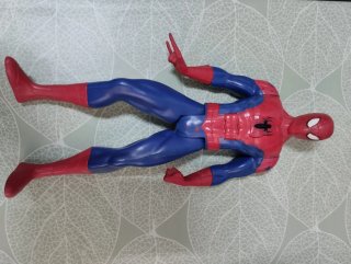 Muñecos Superhéroes DC y Marvel