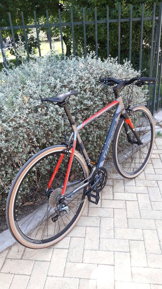 WILIER MONTEGRAPPA URBANA/COMMUTER NUEVA. Talla M