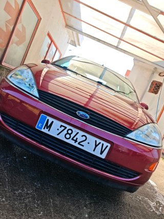 Ford Focus 2000