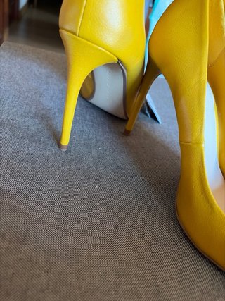 Zapatillas Zara Tacon Amarillas Talla 40 Nuevas