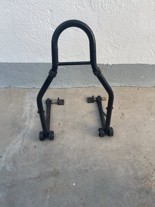 Caballete trasero moto negro