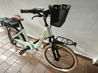 Bicicleta electrica de mujer,  E-CLASSIC 24” LADY.