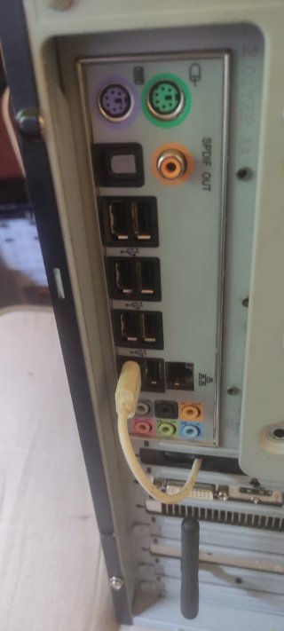 PC de Oficina Negro y Plateado