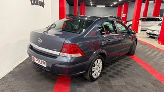 Opel Astra 1.7 CDTi Edition