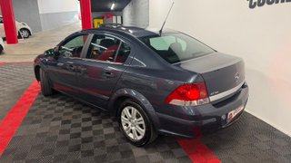 Opel Astra 1.7 CDTi Edition