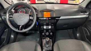 Opel Astra 1.7 CDTi Edition