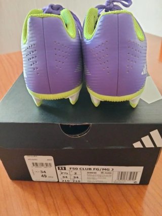 Botas de fútbol Adidas F50 niño. Esplugues de Llob