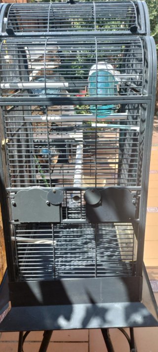 Jaula grande para pájaros