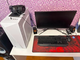 PC Gaming Intel i5-10400 GTX 1650 8GB RAM SSD