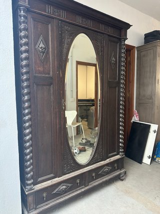 Armario antiguo madera con espejo y cajones