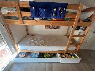 Litera IKEA MYDAL Madera