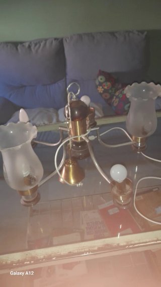 Lámpara de techo colgante dorada