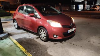 Toyota Yaris 2012