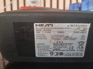 Batería Hilti B 36/3.0 Li-Ion averiada