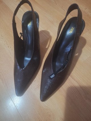 Zapatos Zara destalonados piel serpiente