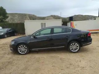 DESPIECE VOLKSWAGEN PASSAT