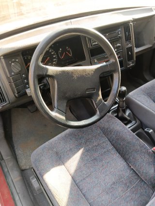 Volvo 460 1990