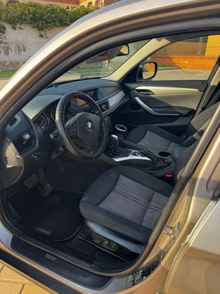 BMW X1 2011