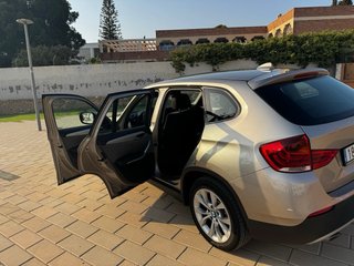 BMW X1 2011